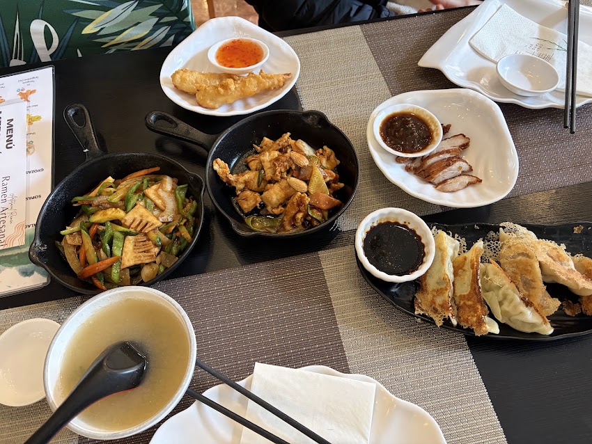 Restaurante Chun Feng Shi Li