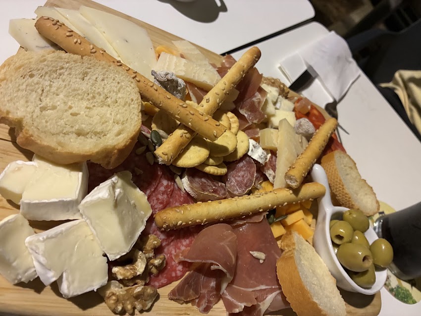 LA ESQUINA RESTAURANTE