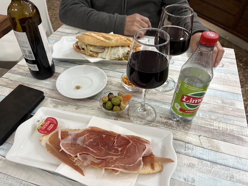 Tardeo Cafe