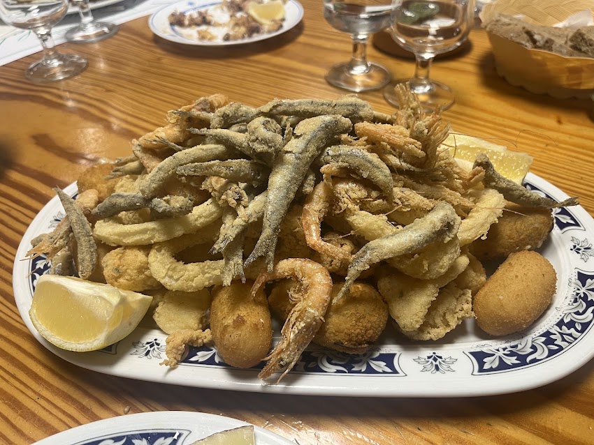 Restaurante – Freiduría «El Patio Salao»