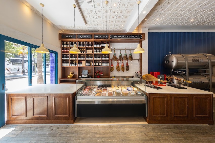 Taberna Casa Blanca Banús