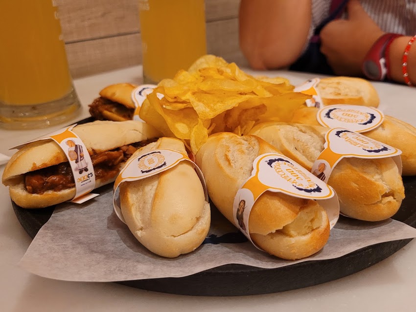 100 Montaditos