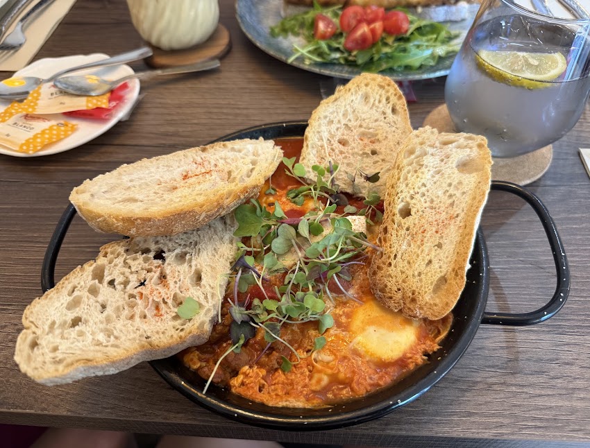 MrWay – Specialty Coffee, Brunch & Cocktails