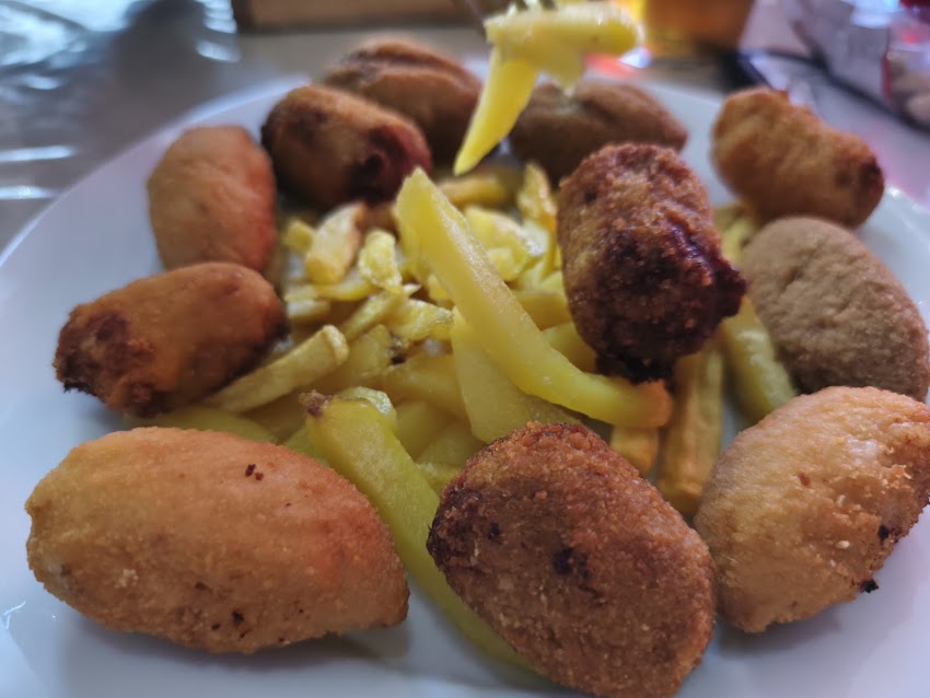 Bar Aki Te Espero