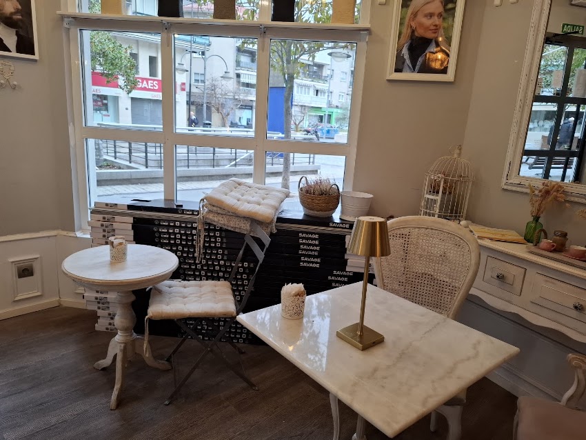 Minimo Café Boutique