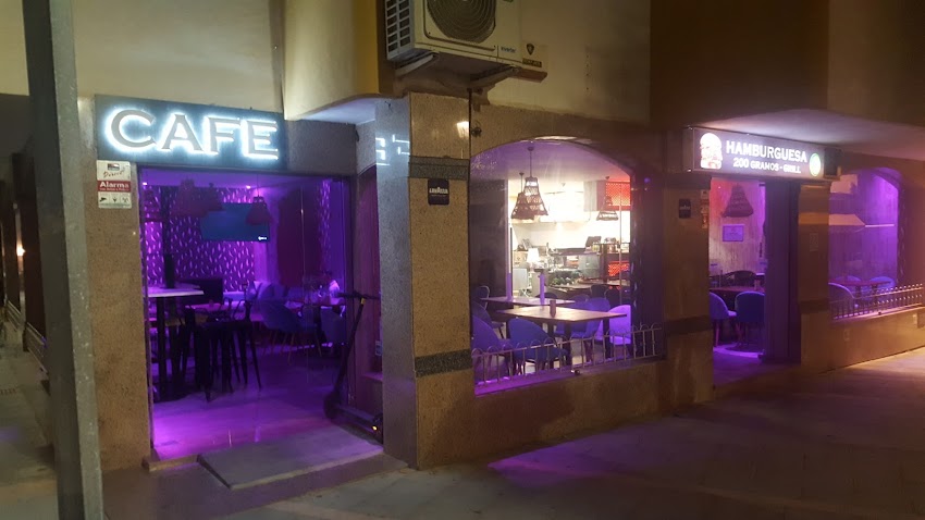 Cafe burger