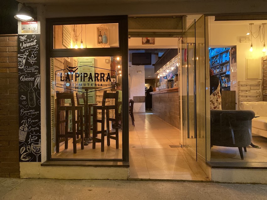 LA PIPARRA VERMUTERIA CASTELLDEFELS