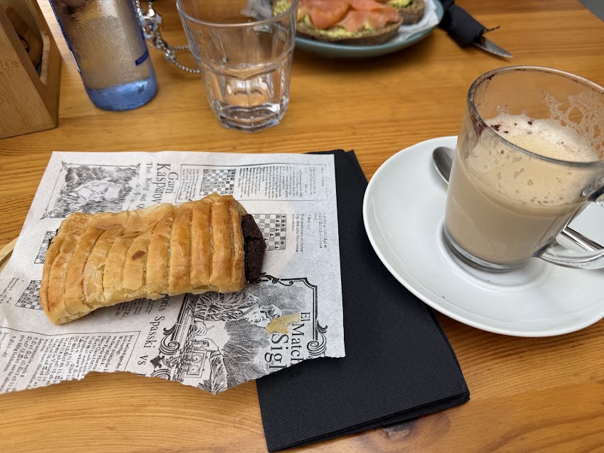 Loop Café
