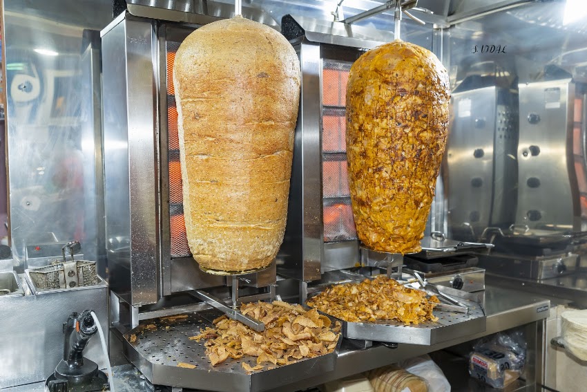 VENECIA,🇮🇹PIZZERIA,KEBAB(2010)RESTAURANTE