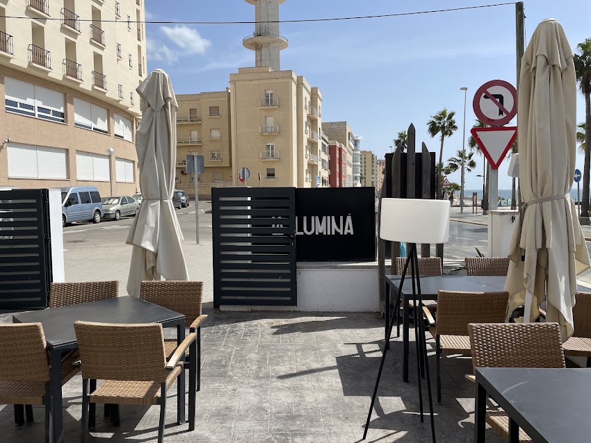 La Iluminá Cádiz – Gastrobar Cádiz capital