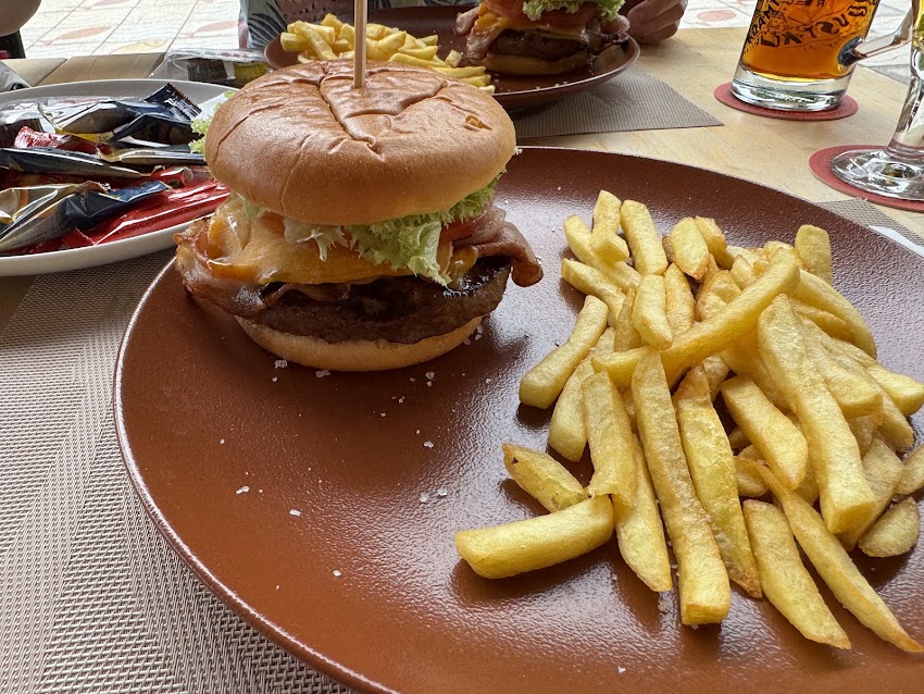 Restaurante Grill Los Parrilleros De Mogán