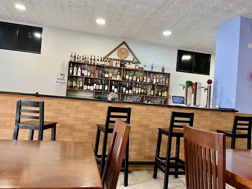 Bar-Cafetería «Los Amigos»
