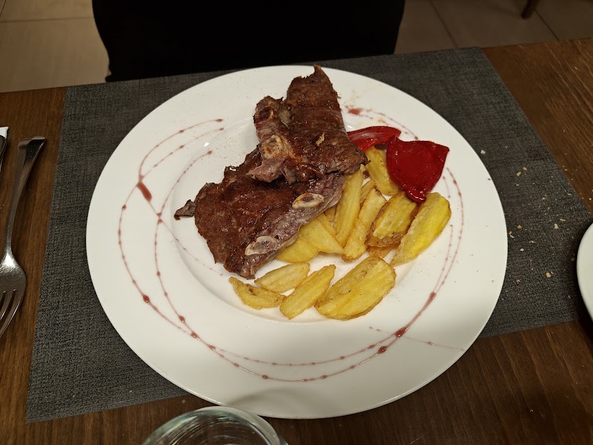 Restaurante Globales Castillo de Ayud