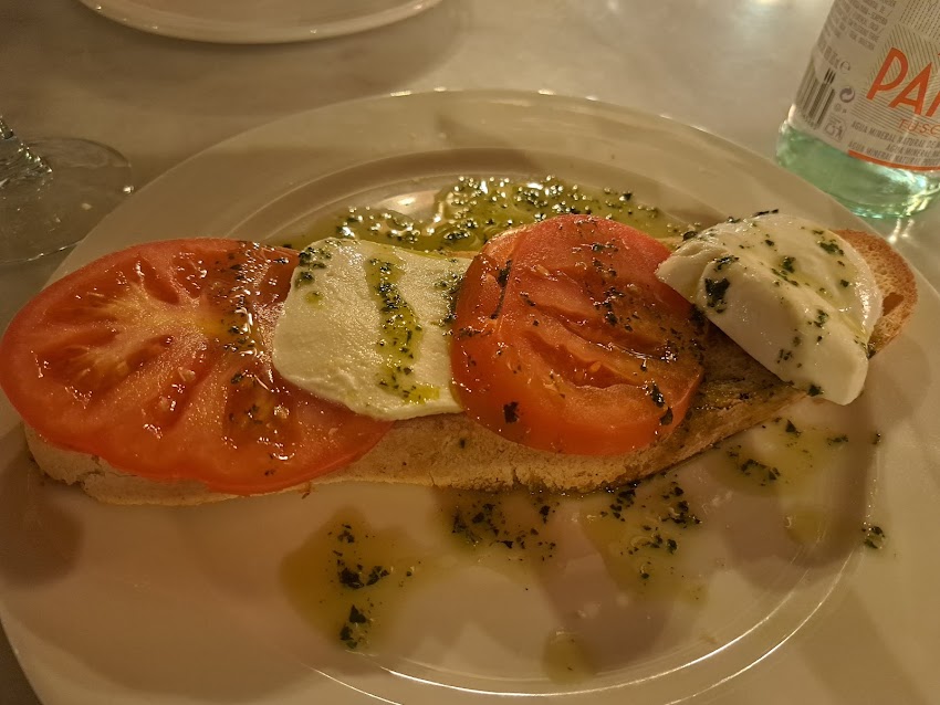 La Piazza Italian Bistro
