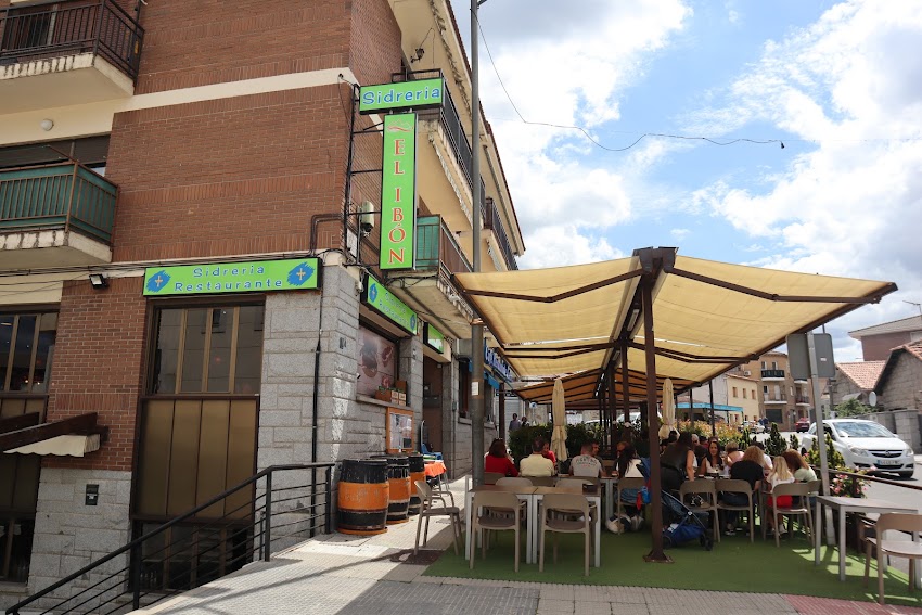 Restaurante-Sidrería El Ibón