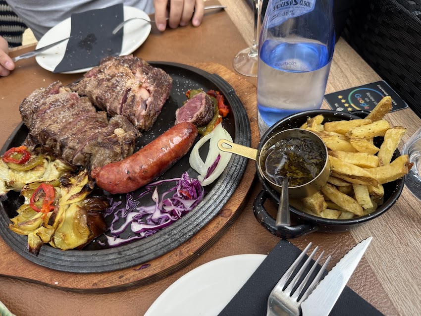 Quebracho asador, parrilla