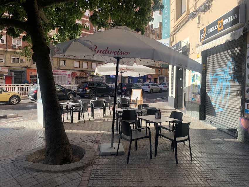 Bar 92