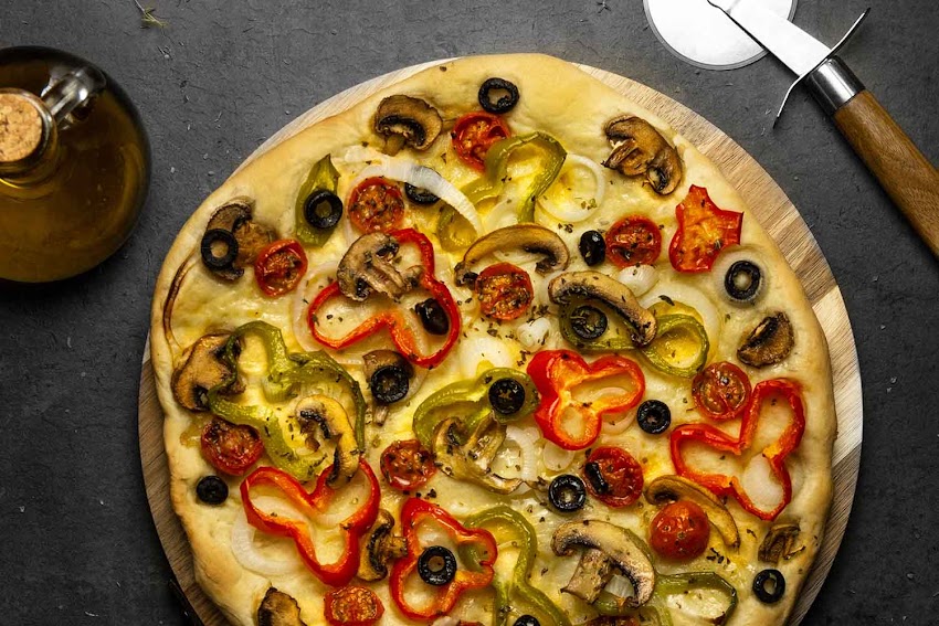 LA MONTAÑA PIZZA & KEBAB
