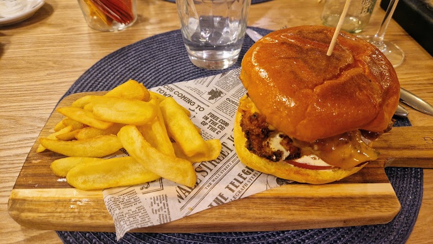 TASTY RESTAURANTE