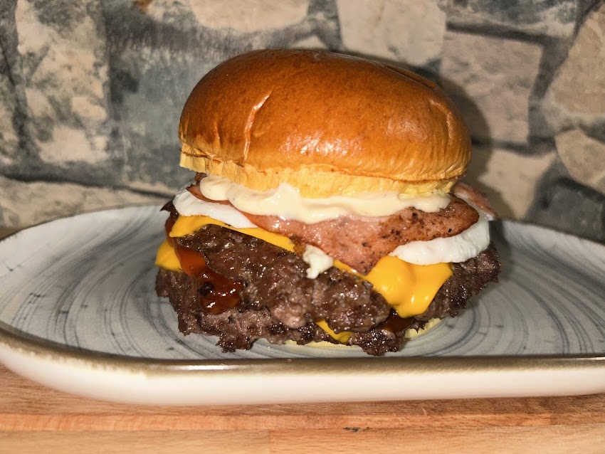 La Taberna – Hamburguesería