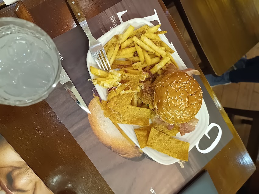 Foster’s Hollywood