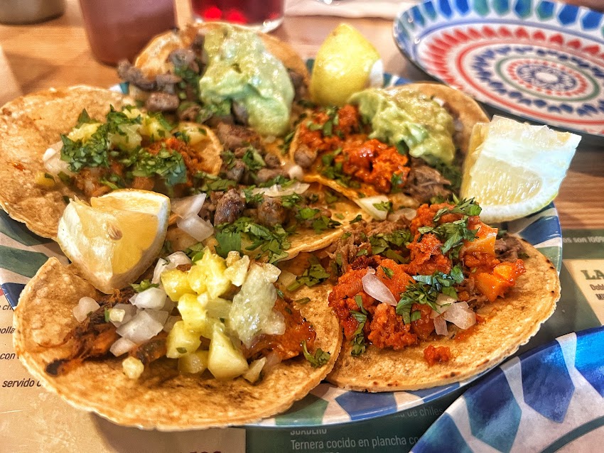 Taquería Mex Teatinos