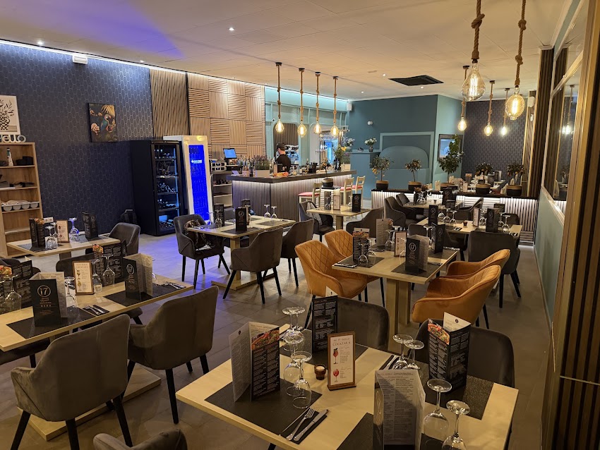 No 17 Italian Fusion Restaurant & Bar