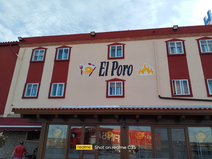 Hostal Asador El Poro Cella