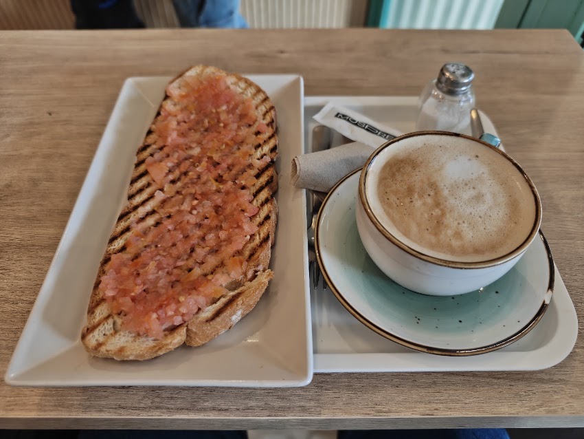 Cafetería El Mostrador de Mirasierra