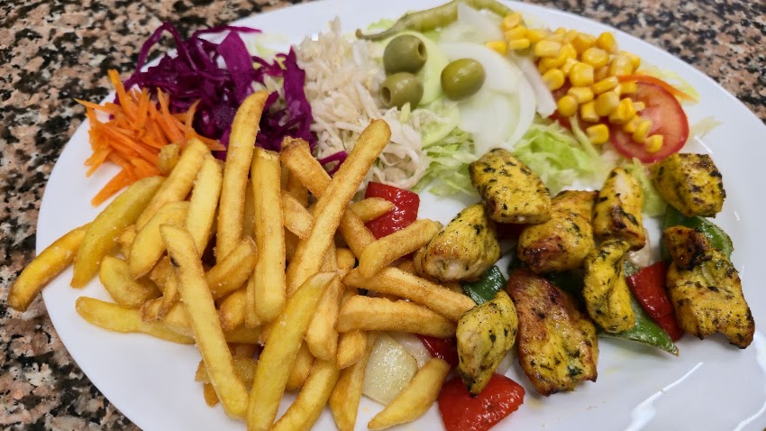 Restaurante Turco ( Pizzería – Barbacoa – Kebab )