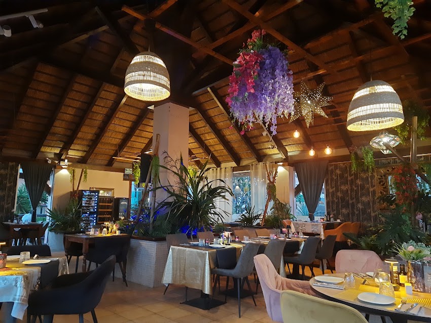 Buddha Restaurant & Lounge