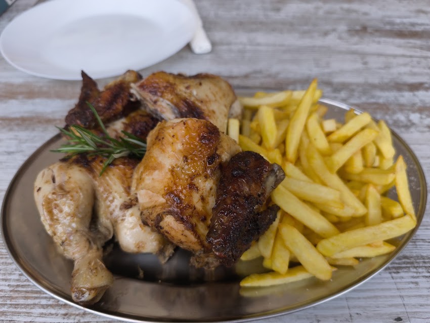 La Casa Del Pollo