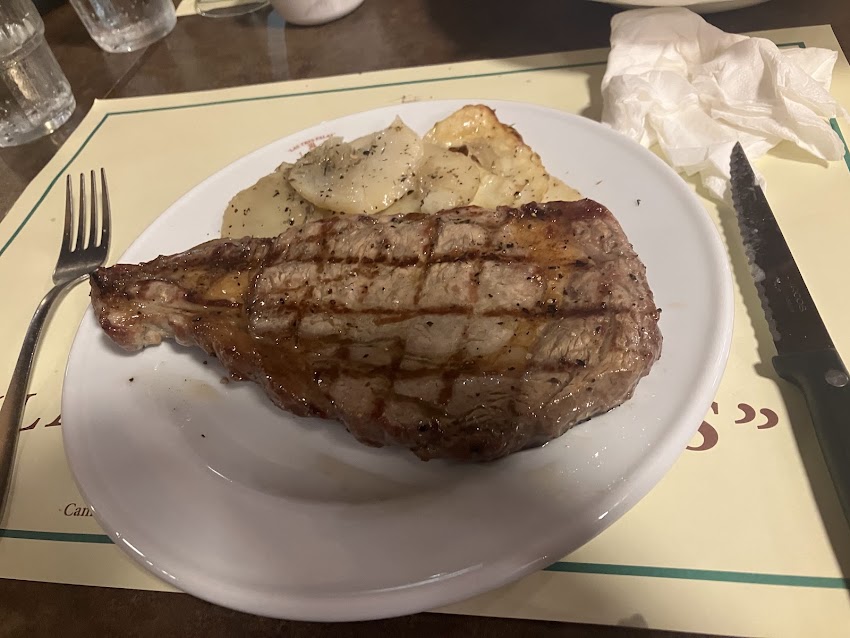 Restaurante las Tres Palas Grill
