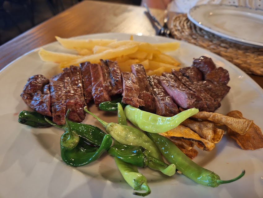 Mas de Picando Restaurant