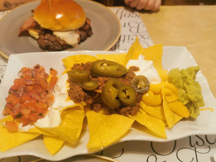 Hamabost – Gastrobar