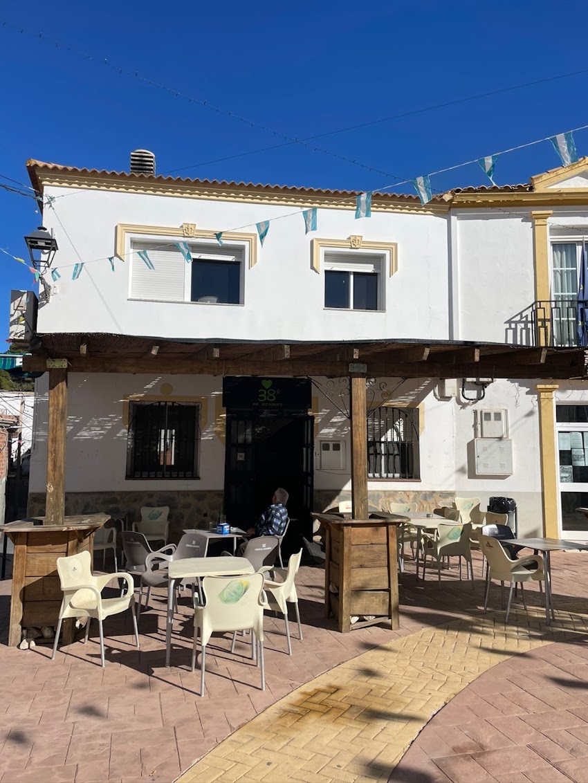 Bar La Plaza de Alcóntar
