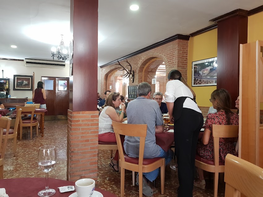 RESTAURANTE EL PARRAL