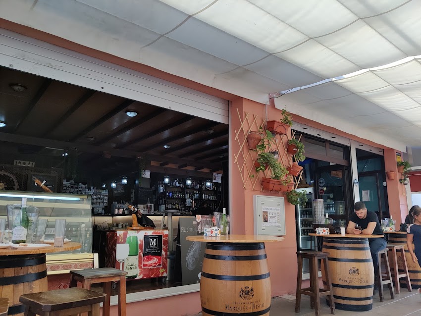 TABERNA LOS PITUZAS