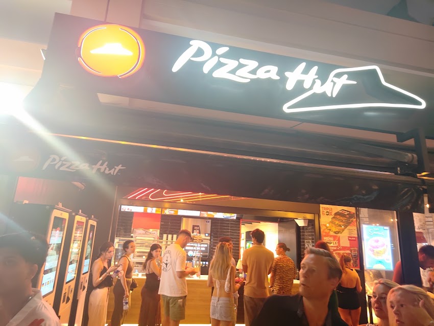 Pizza Hut
