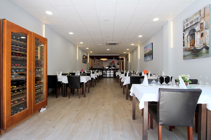 RESTAURANTE Costa.