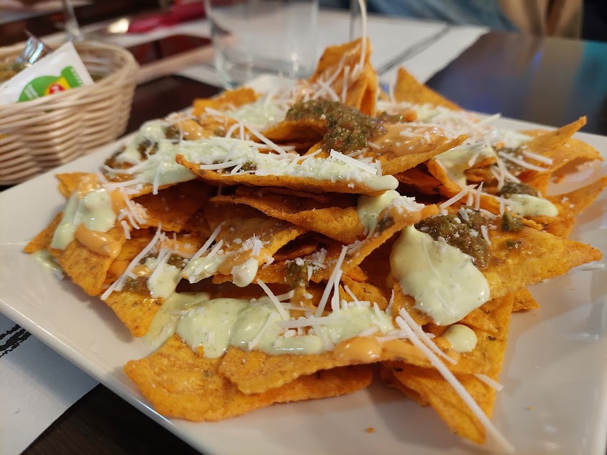 RESTOBAR LA CASCADA
