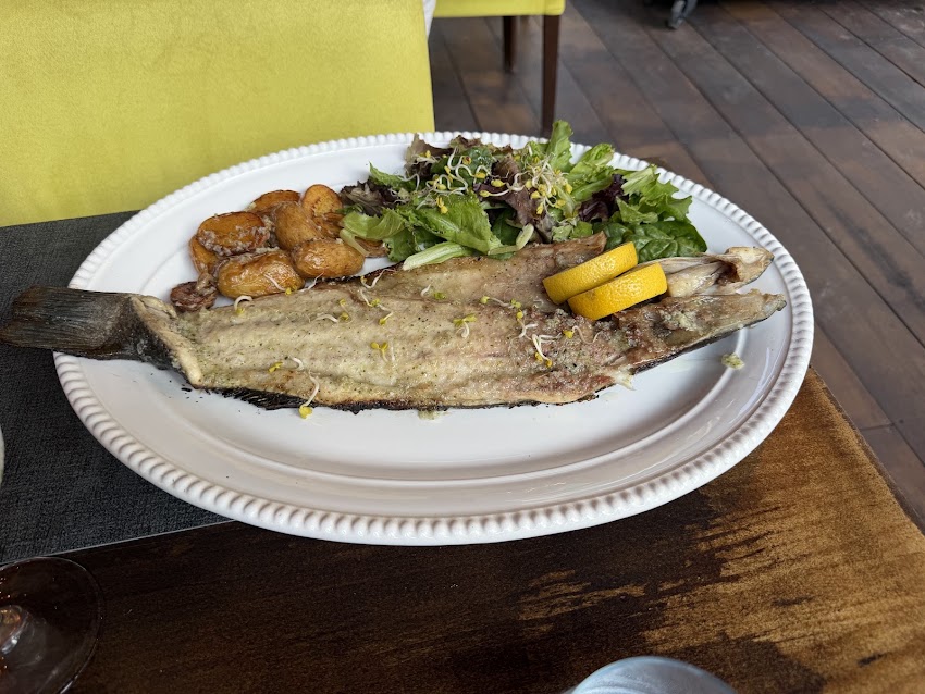 DioGo’s Seafood Meat & Wine
