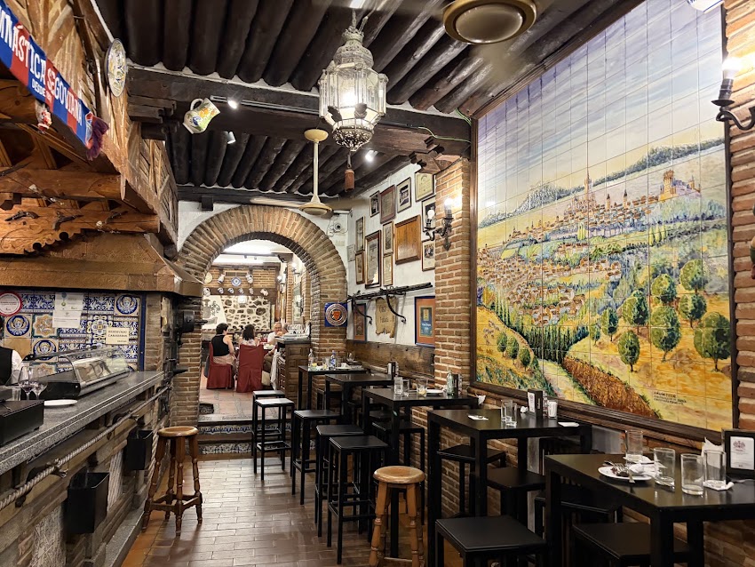 Taberna Las Cuevas de Duque