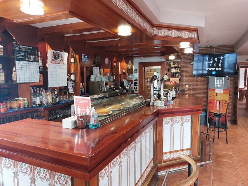 HOSTAL LINARES