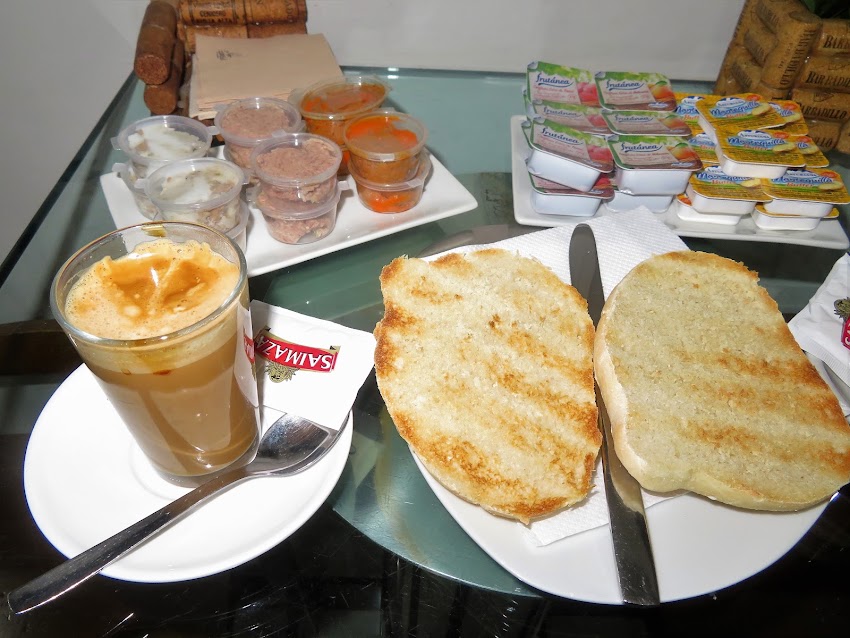 Café y copas La Vinoteca