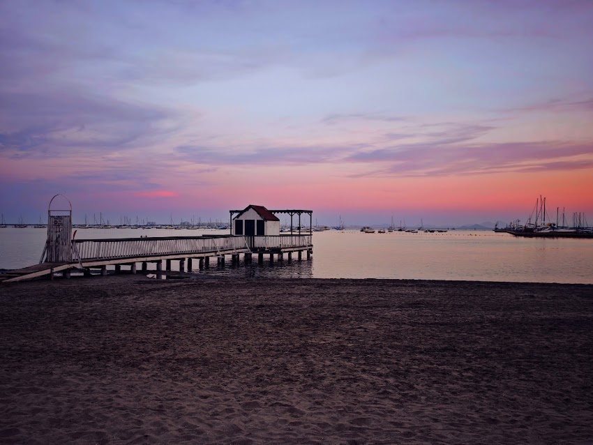 Boardwalk Bar&Dining