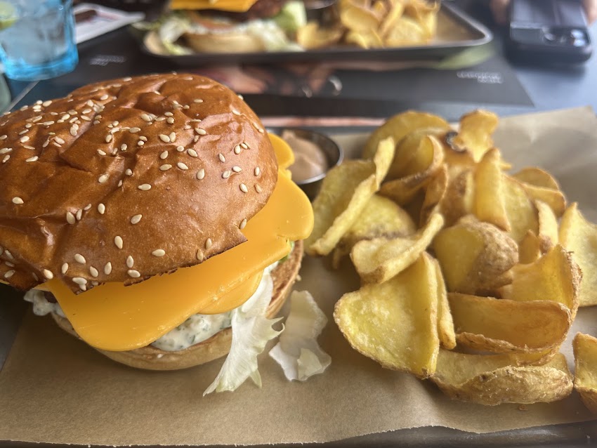 Foster’s Hollywood