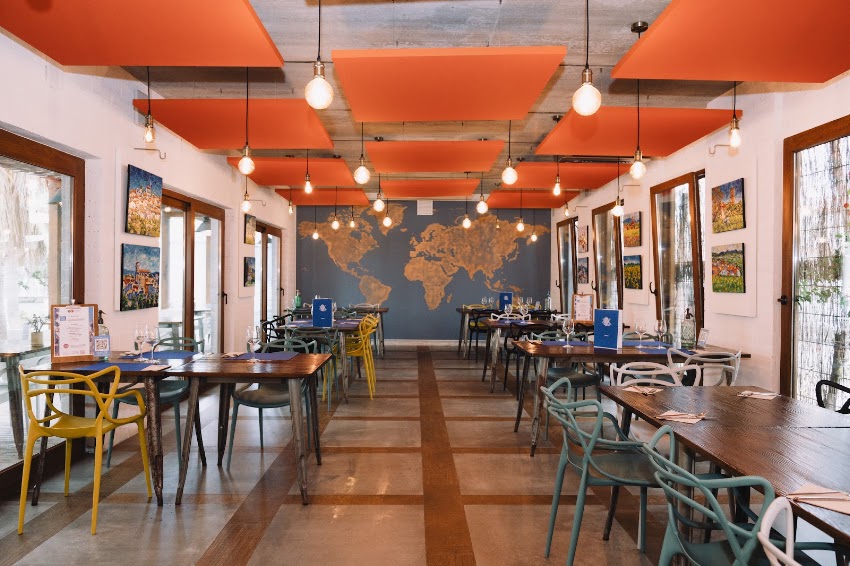 Restaurante – Restlounge La Puerta Azul