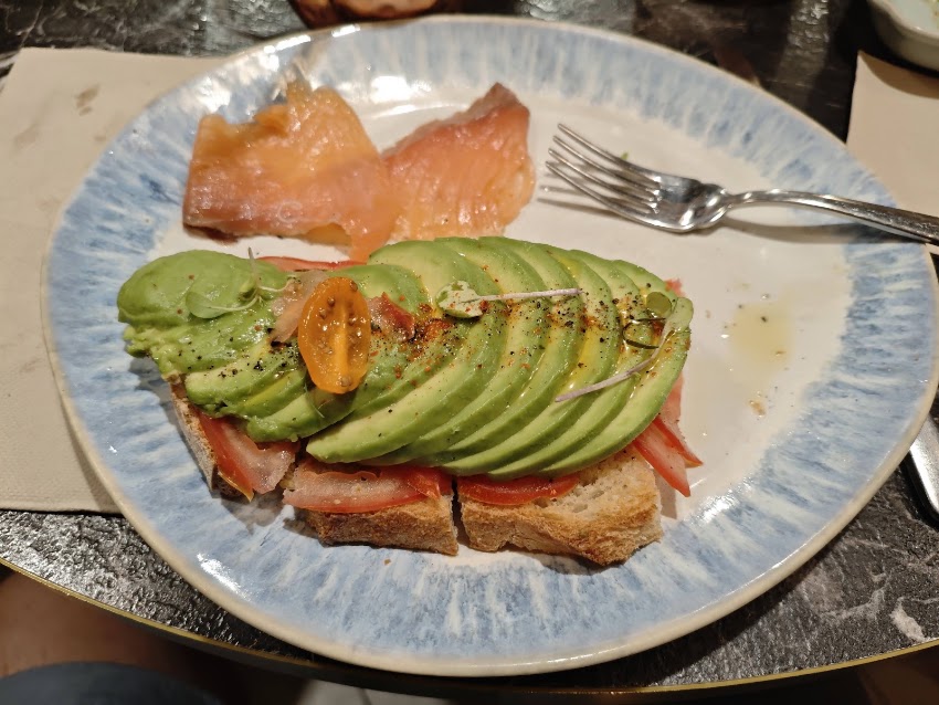 Pura Vida Restaurante y Café