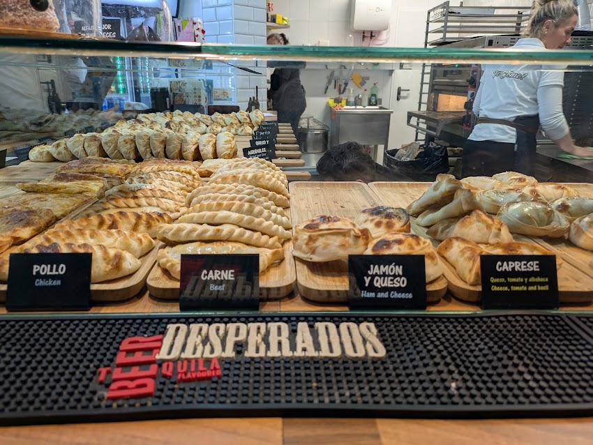 Pizzería Mira Que Te Como